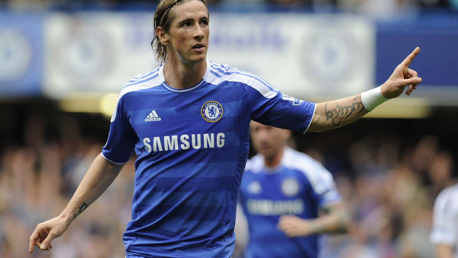 阿坎吉一剑封喉，当非洲雄狮撕碎欧洲红魔的傲慢